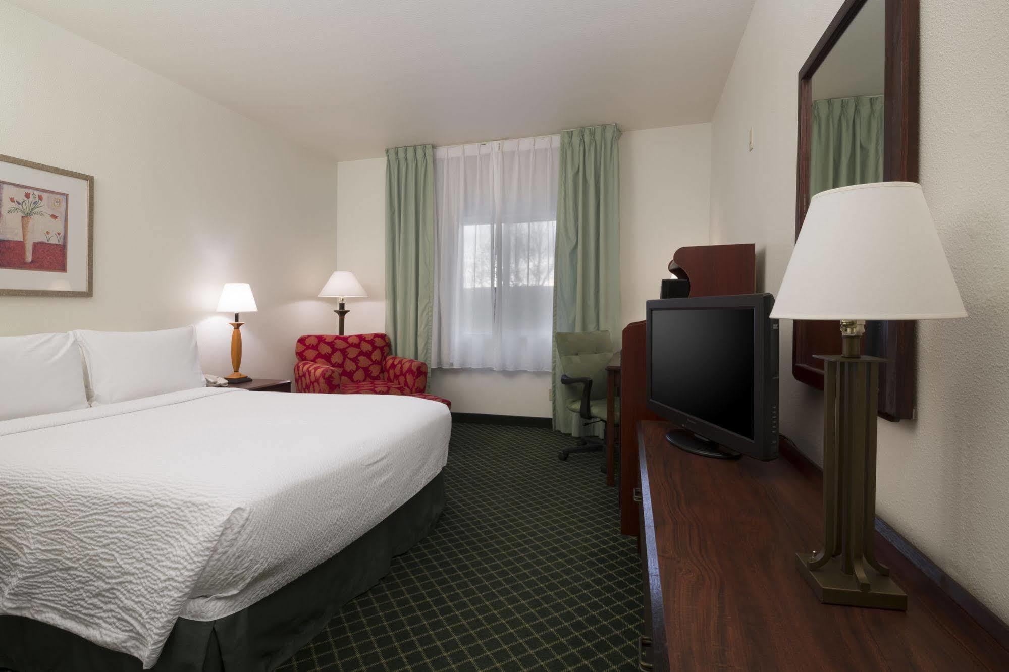 Fairfield Inn By Marriott Tracy Eksteriør bilde